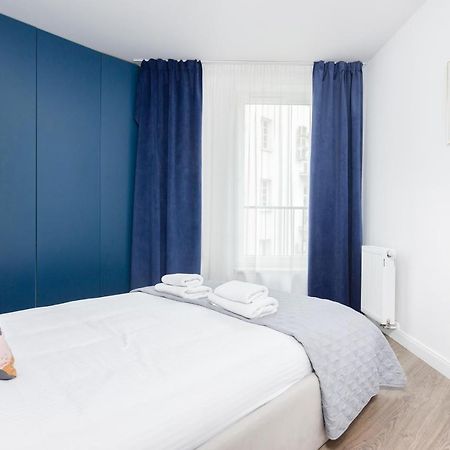 Apartment Old Town Halicka Street By Nearto Krakow Bagian luar foto