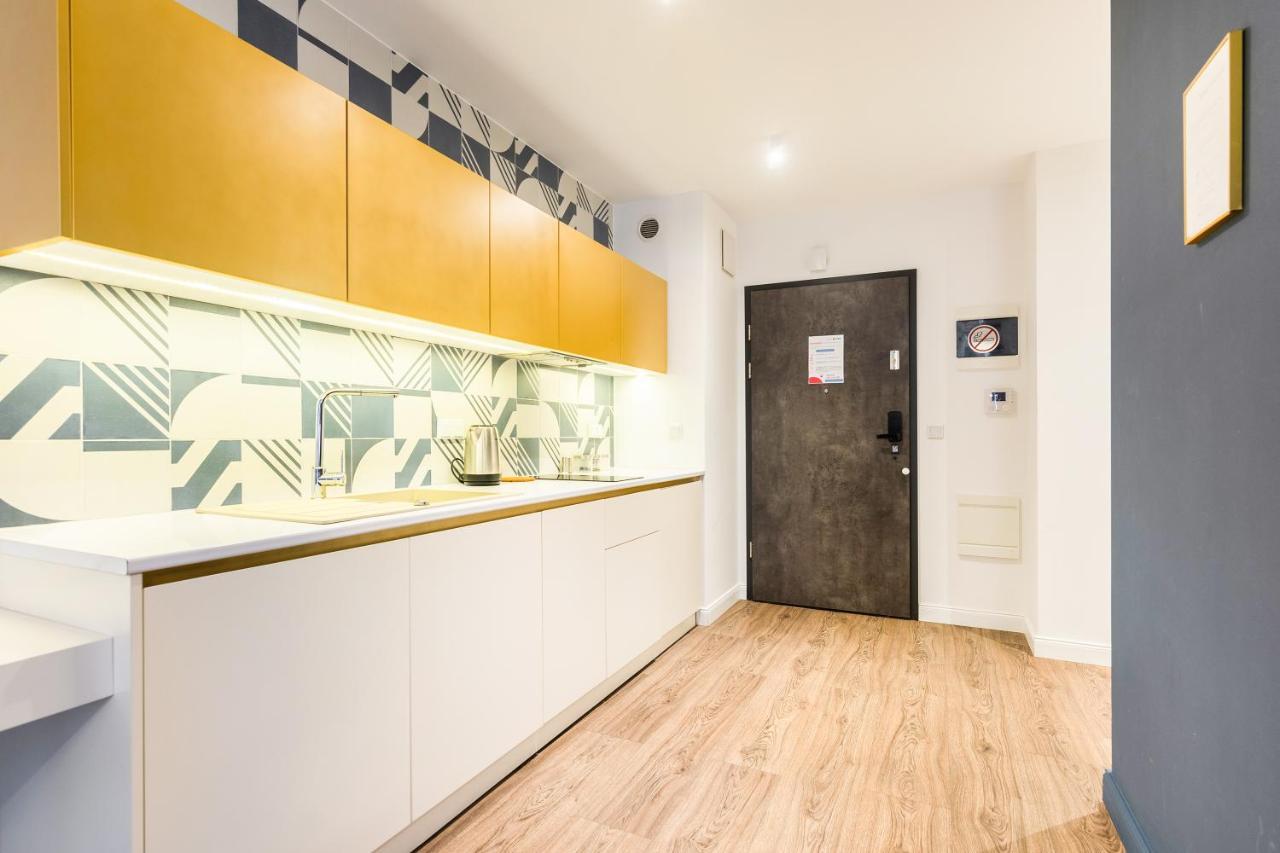 Apartment Old Town Halicka Street By Nearto Krakow Bagian luar foto