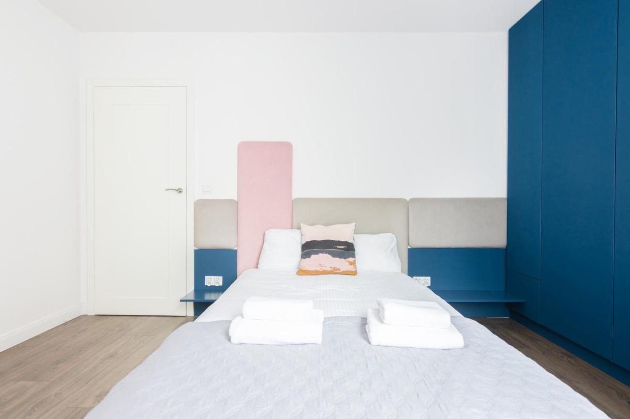 Apartment Old Town Halicka Street By Nearto Krakow Bagian luar foto